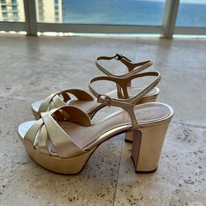 Schutz Keefa Platform Sandal in Gold